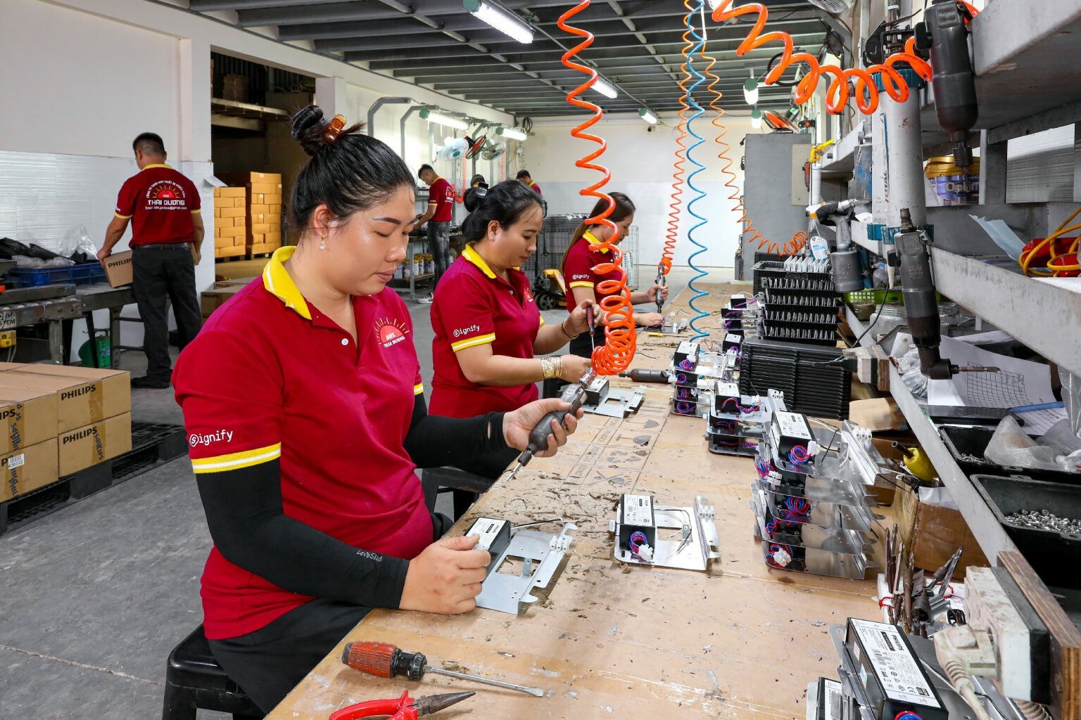 Thiết Bị Chiếu Sáng Thái Dương 6