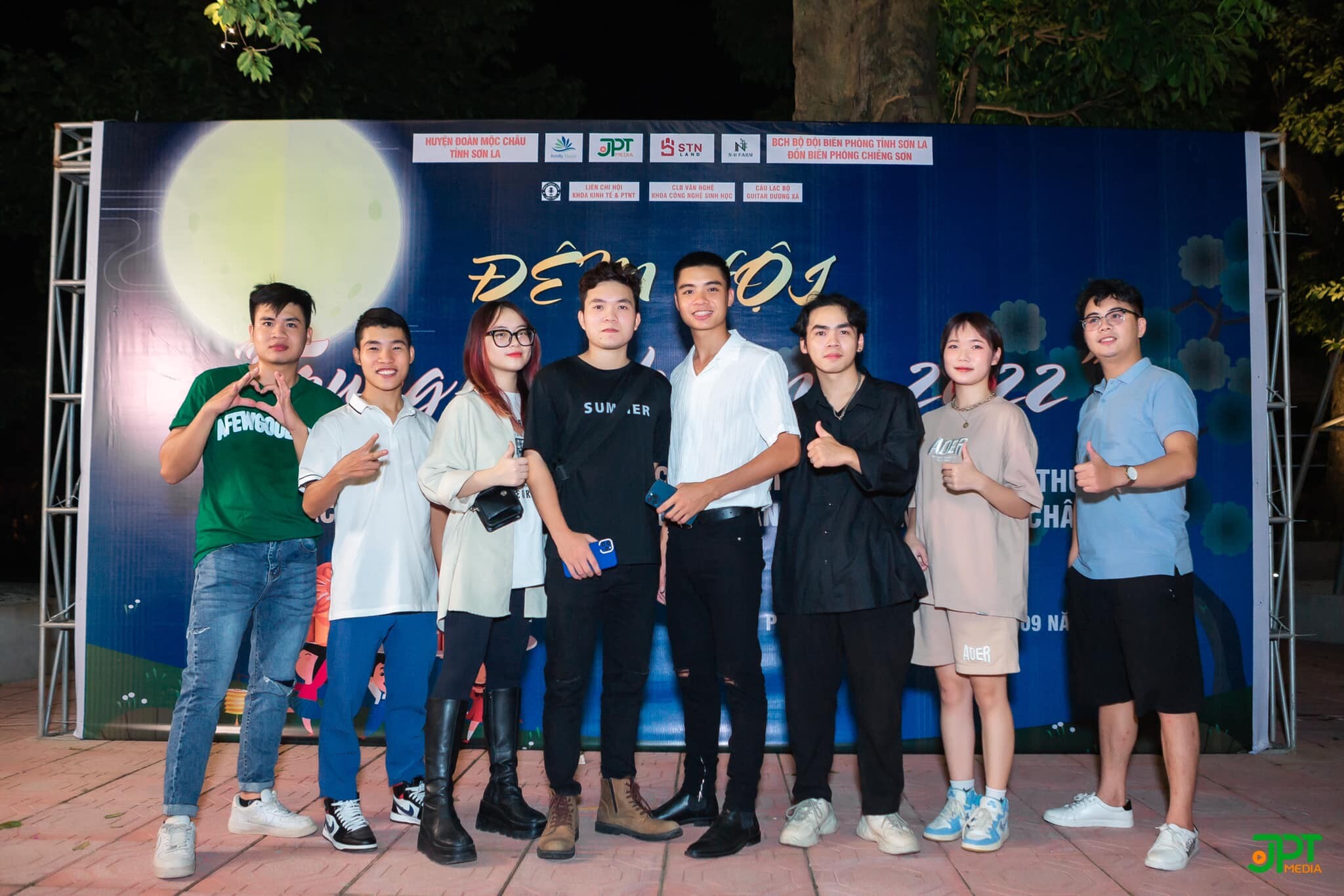 Truyền Thông Và Giải Trí Jpt 4