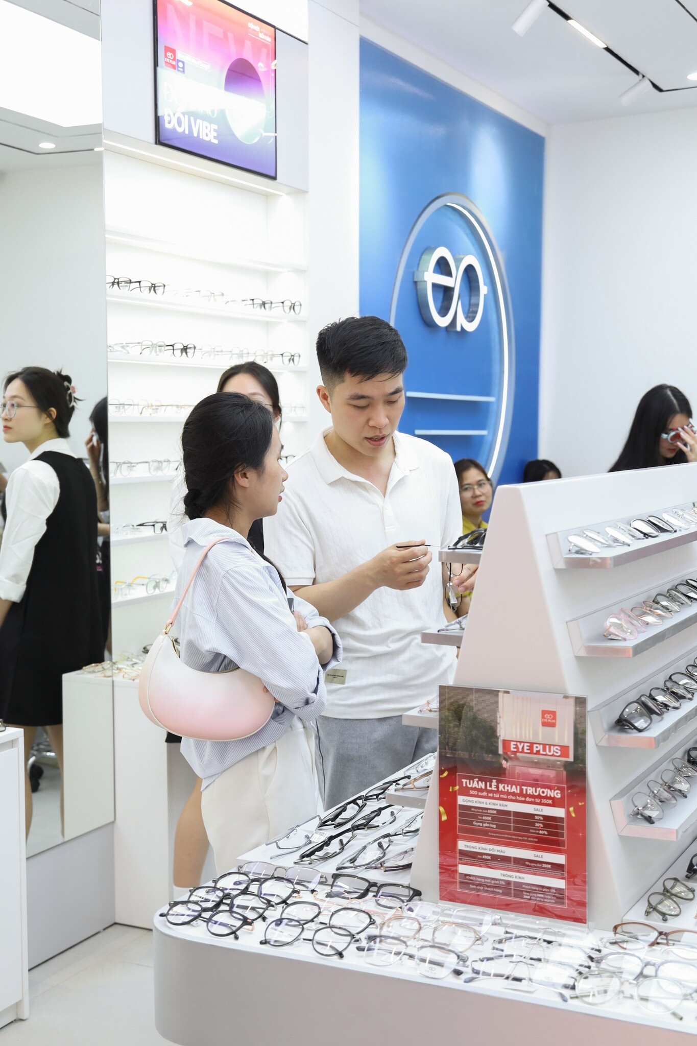 KÍNH MẮT EYEPLUS 6