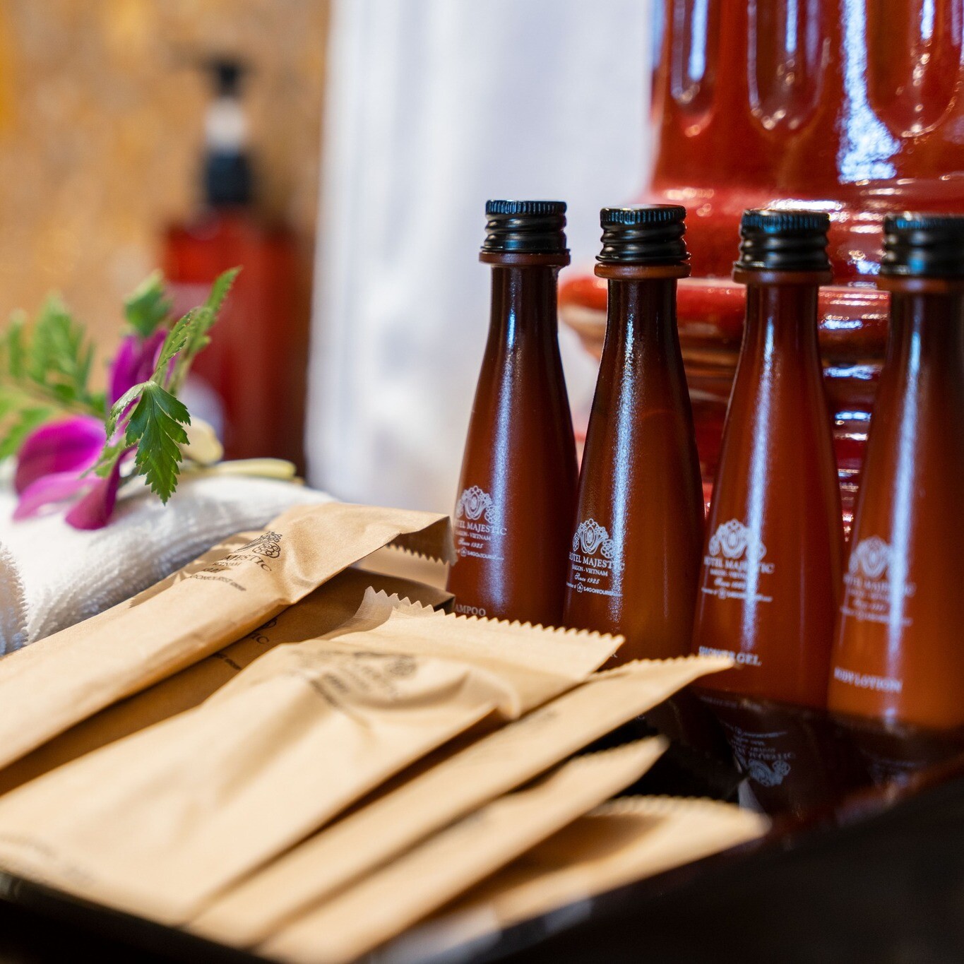 Khách Sạn Cửu Long majestic 8