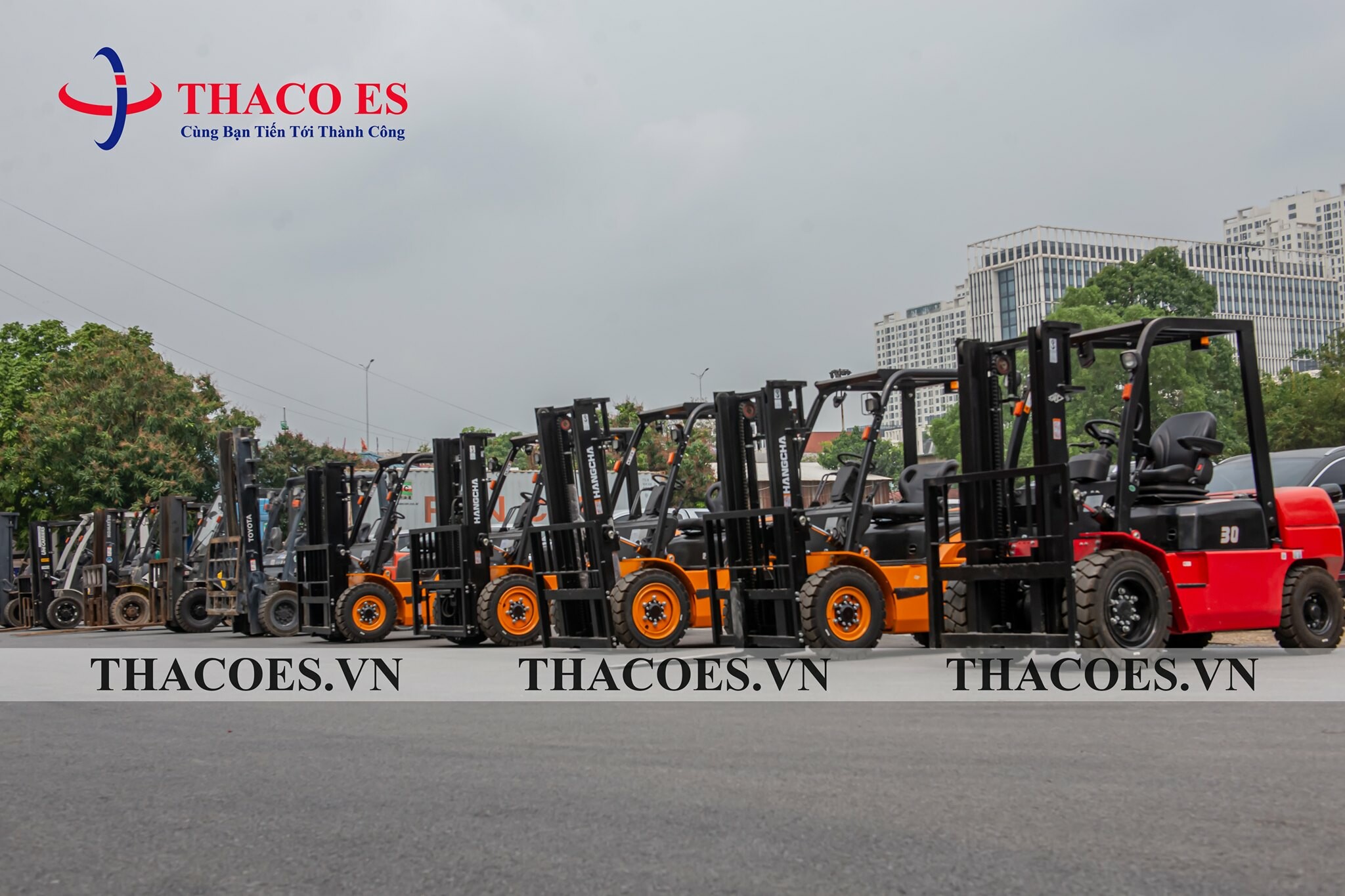 XE NÂNG THACOES 4