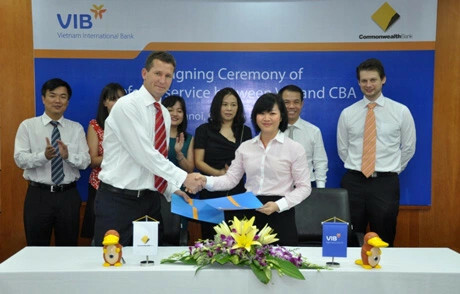 Ngân hàng CommBank - CBA 9