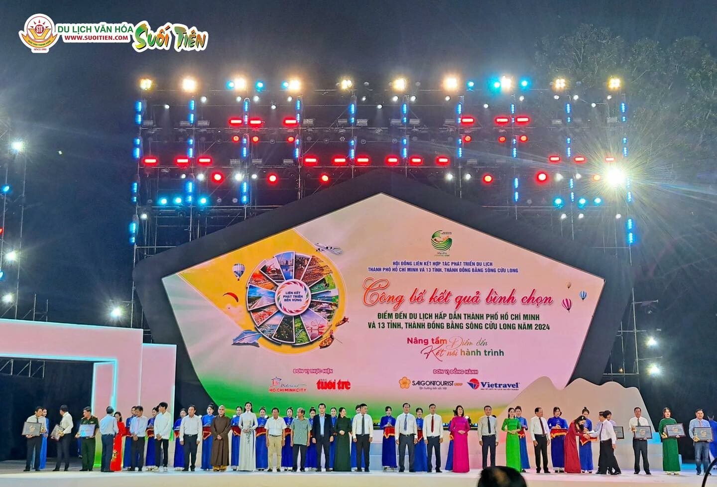 DU LỊCH VĂN HÓA SUỐI TIÊN 1