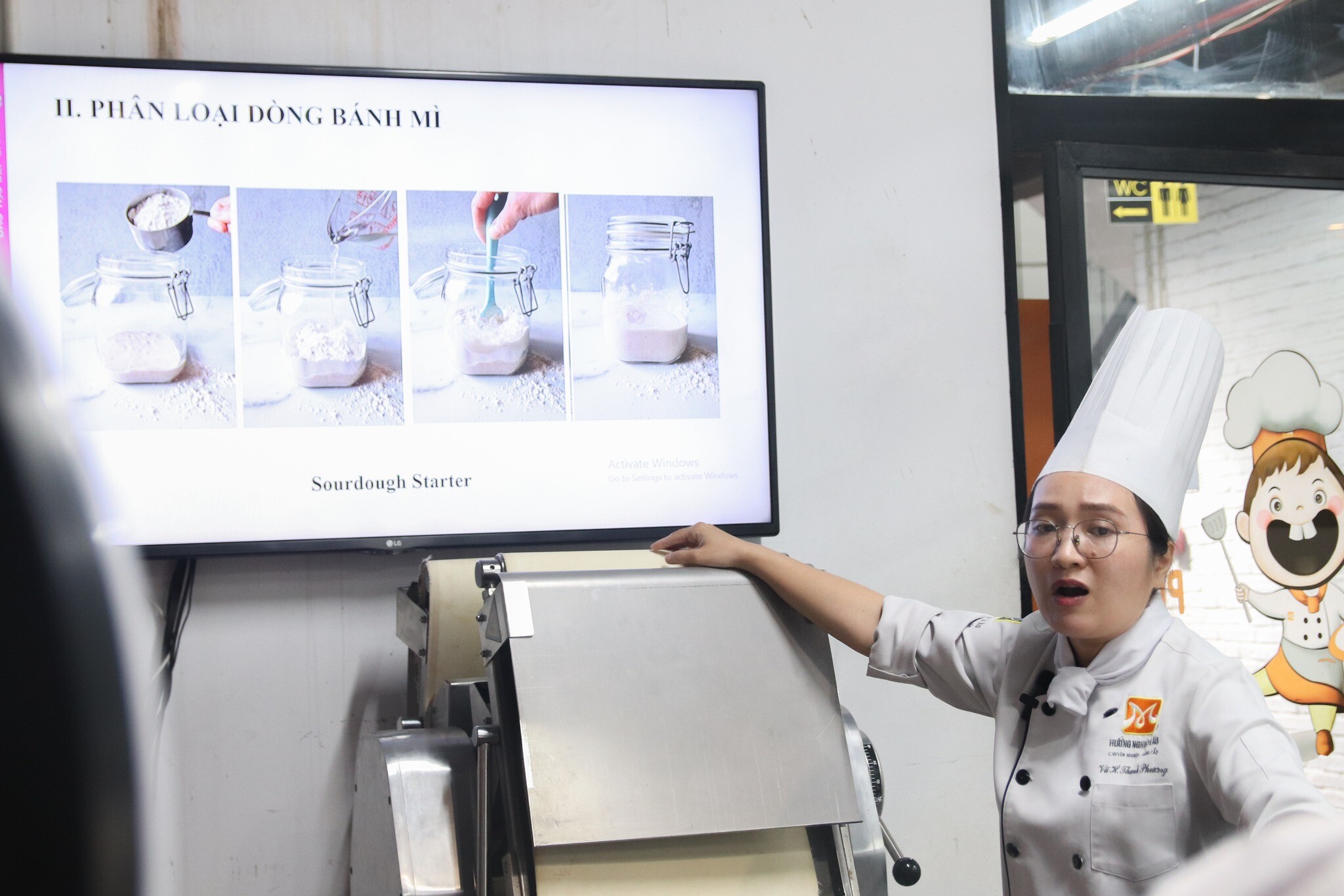 Hướng nghiệp Á Âu 4