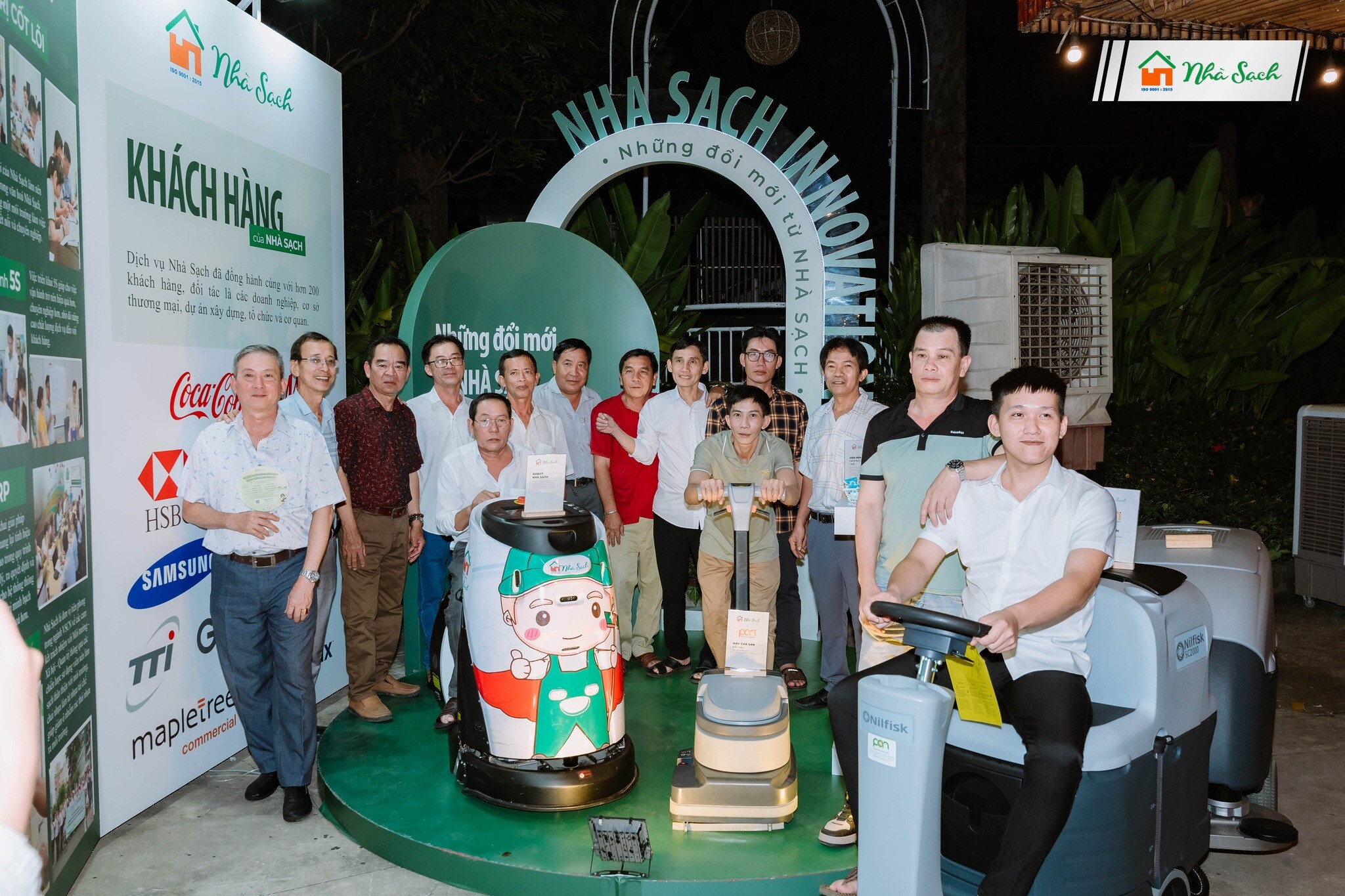 Dịch vụ Nhà Sạch 13