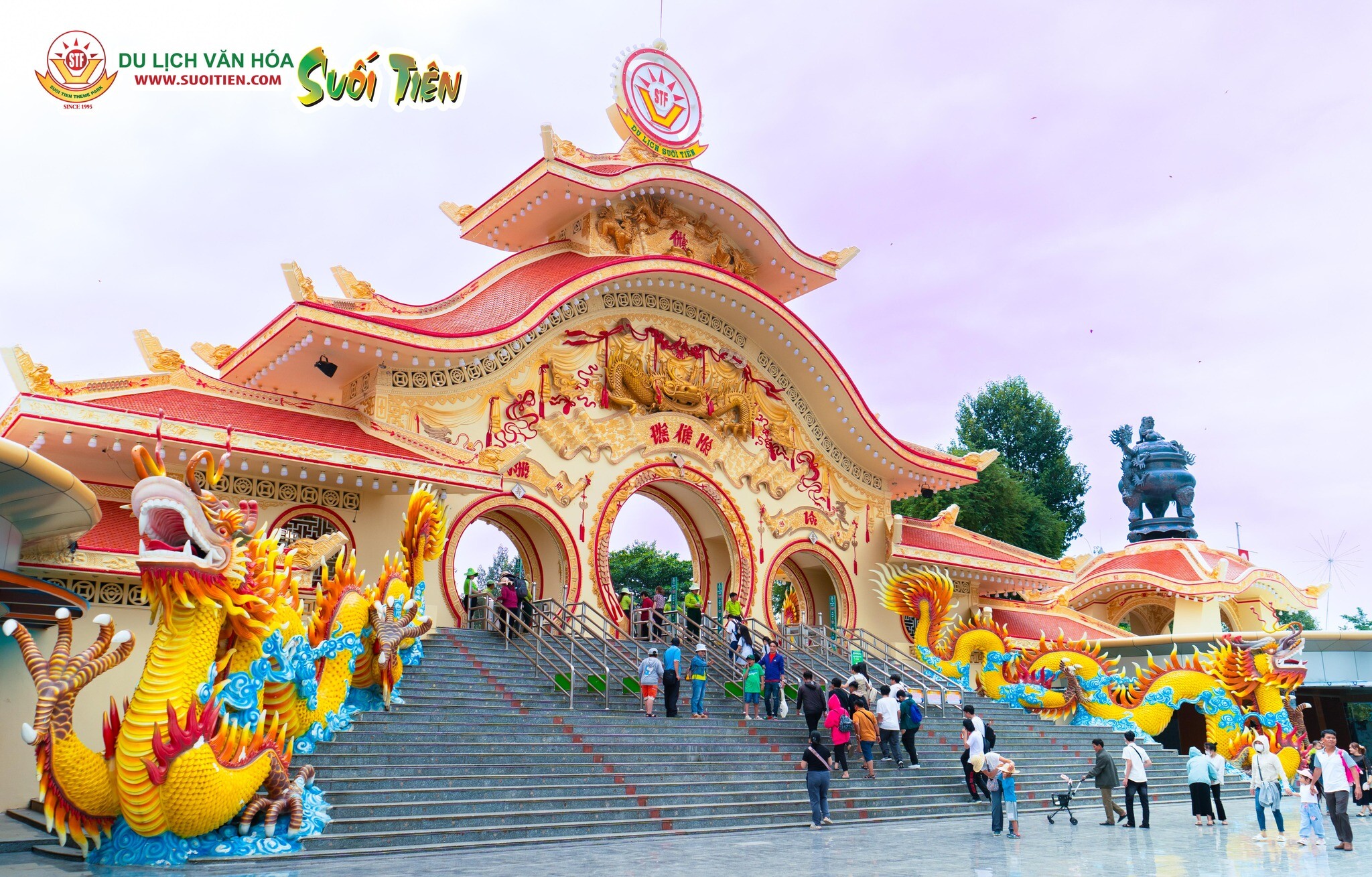 DU LỊCH VĂN HÓA SUỐI TIÊN 7