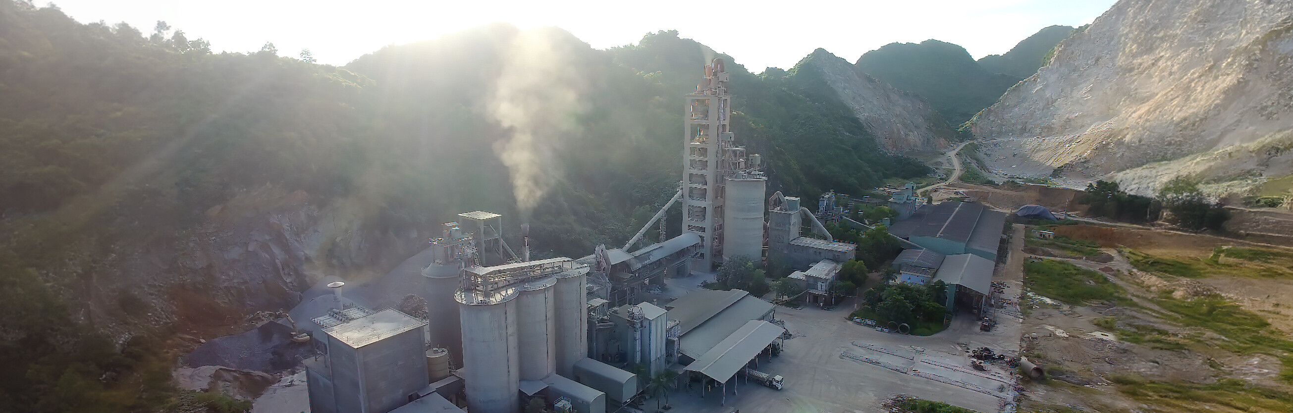 Xi măng Hoàng Long 5