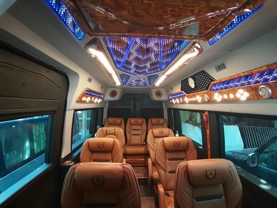 THƯƠNG MẠI VÀ LỮ HÀNH QUỐC TẾ NEWWAY 11