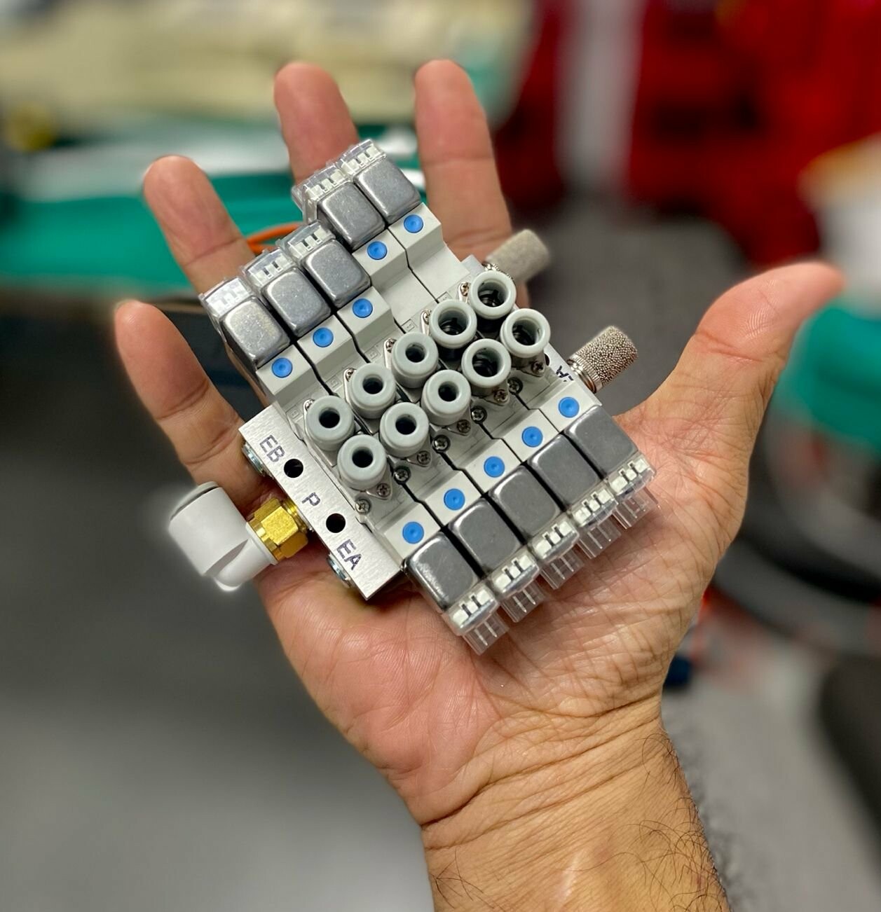 Thiết bị Công nghiệp AECOM 2