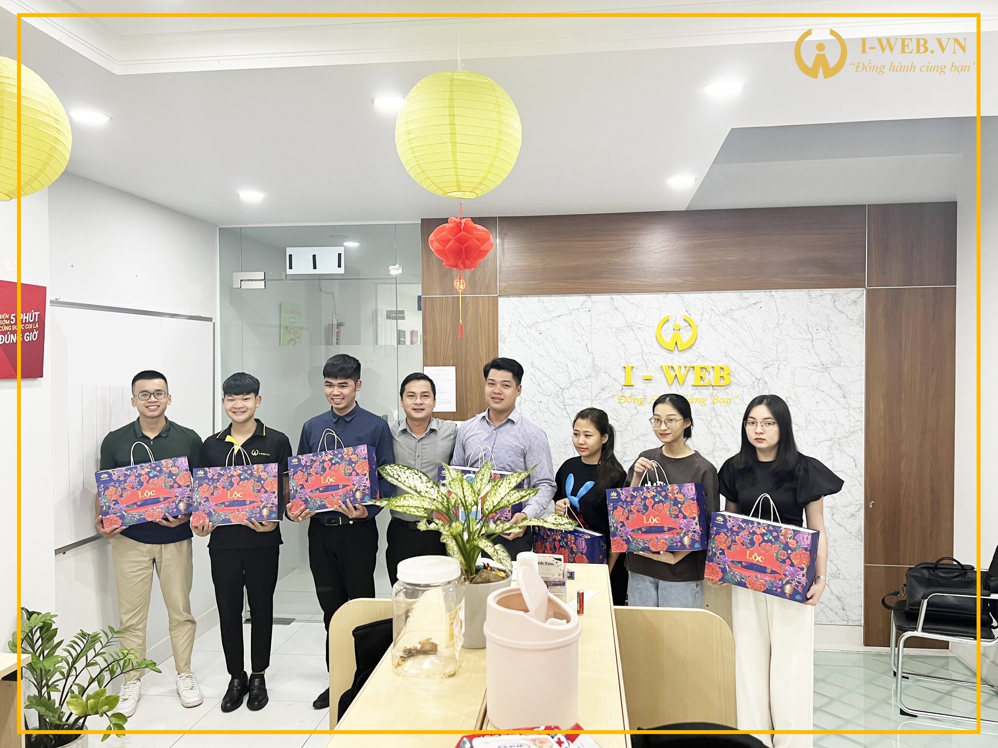 THƯƠNG MẠI DỊCH VỤ I-WEB 1