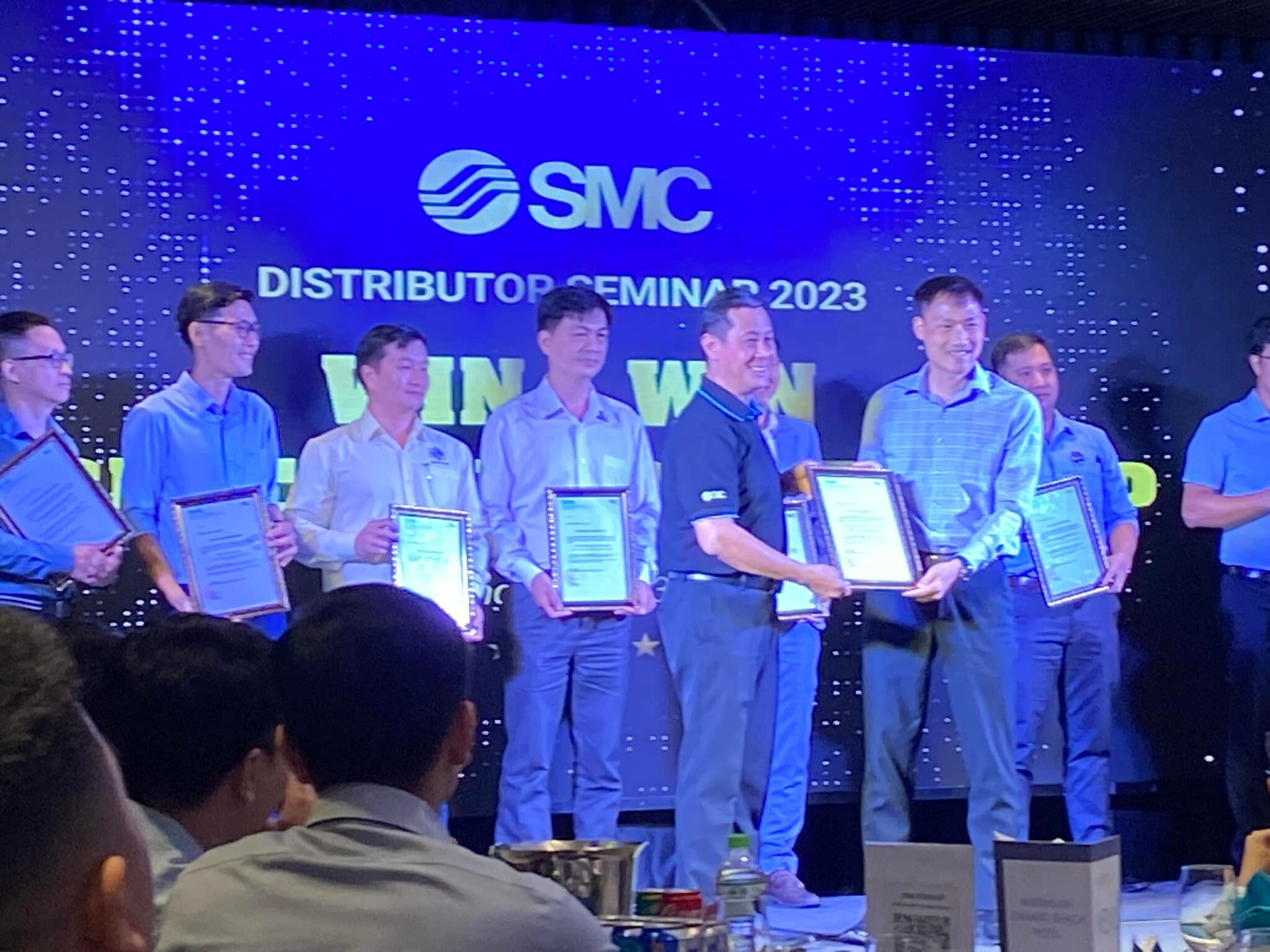 Thiết bị Công nghiệp AECOM 4