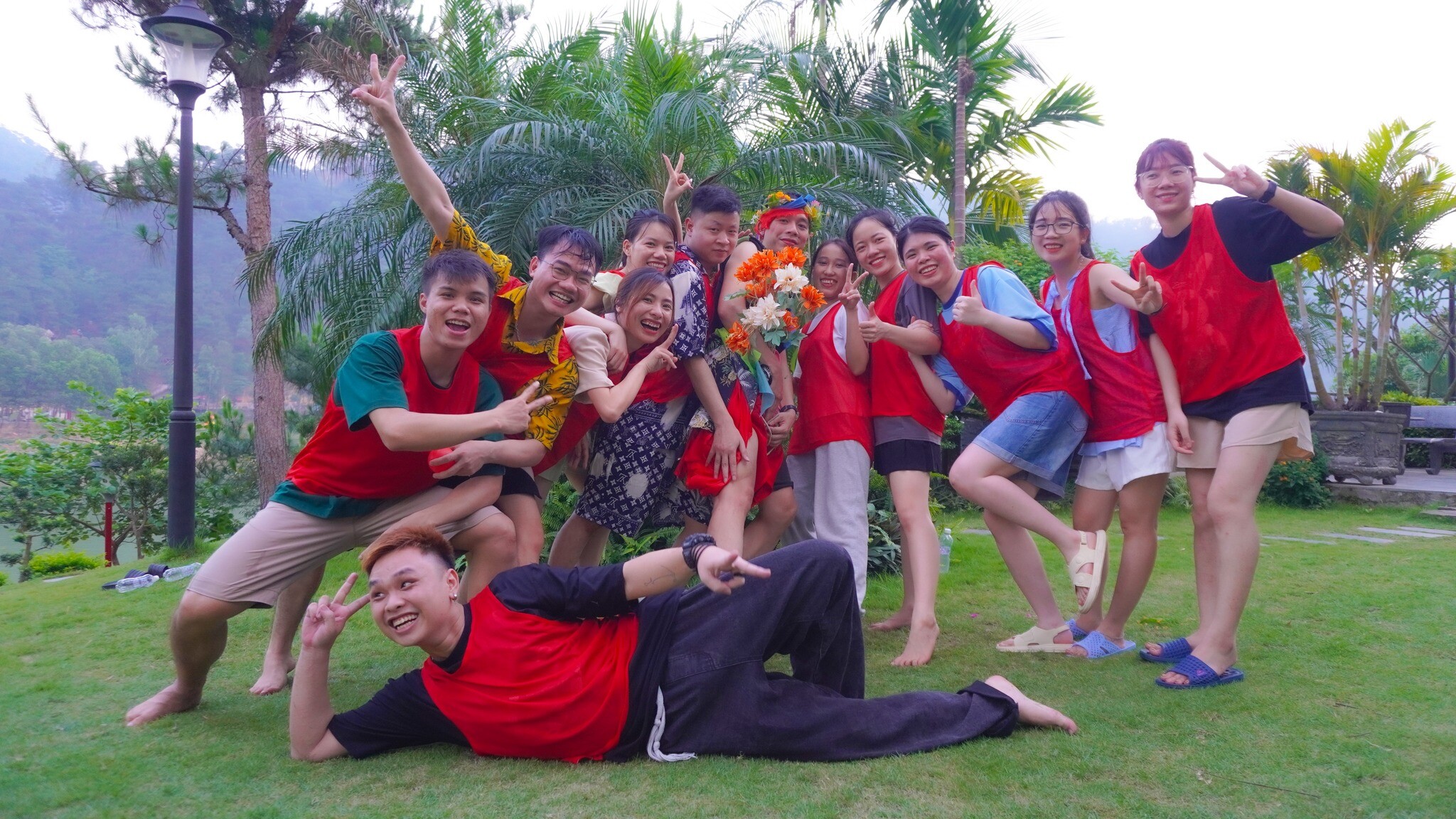 TRUYỀN THÔNG ADN GROUP 7