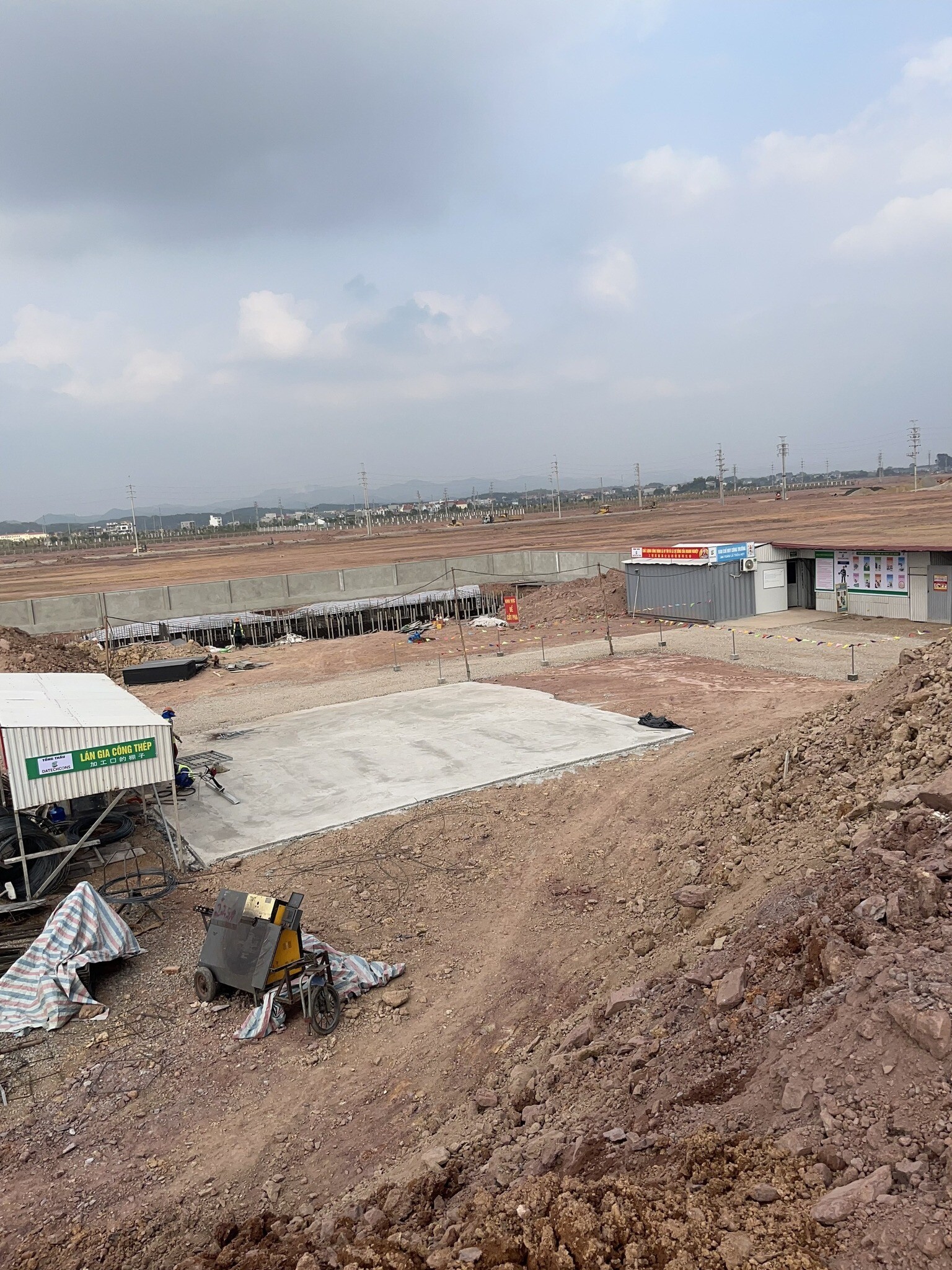 DATECHCONS VIỆT NAM 8