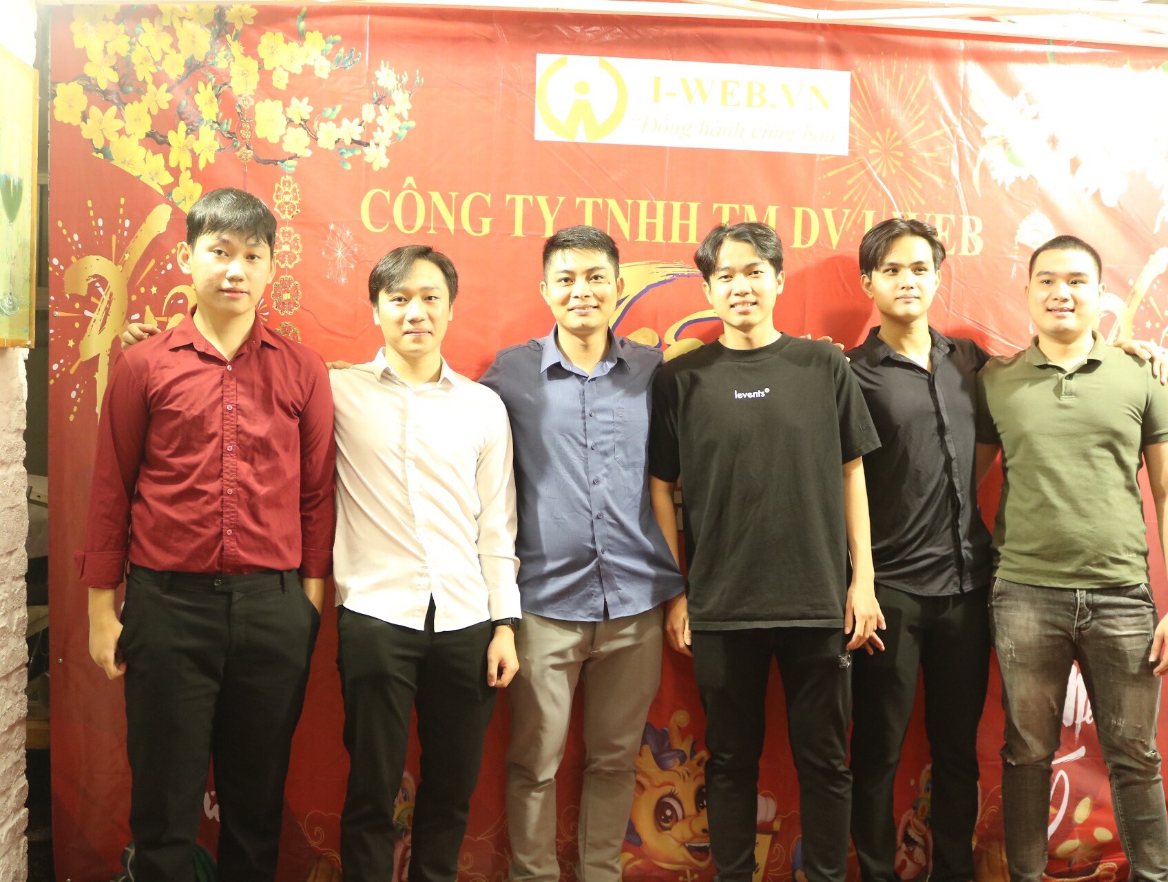 THƯƠNG MẠI DỊCH VỤ I-WEB 9