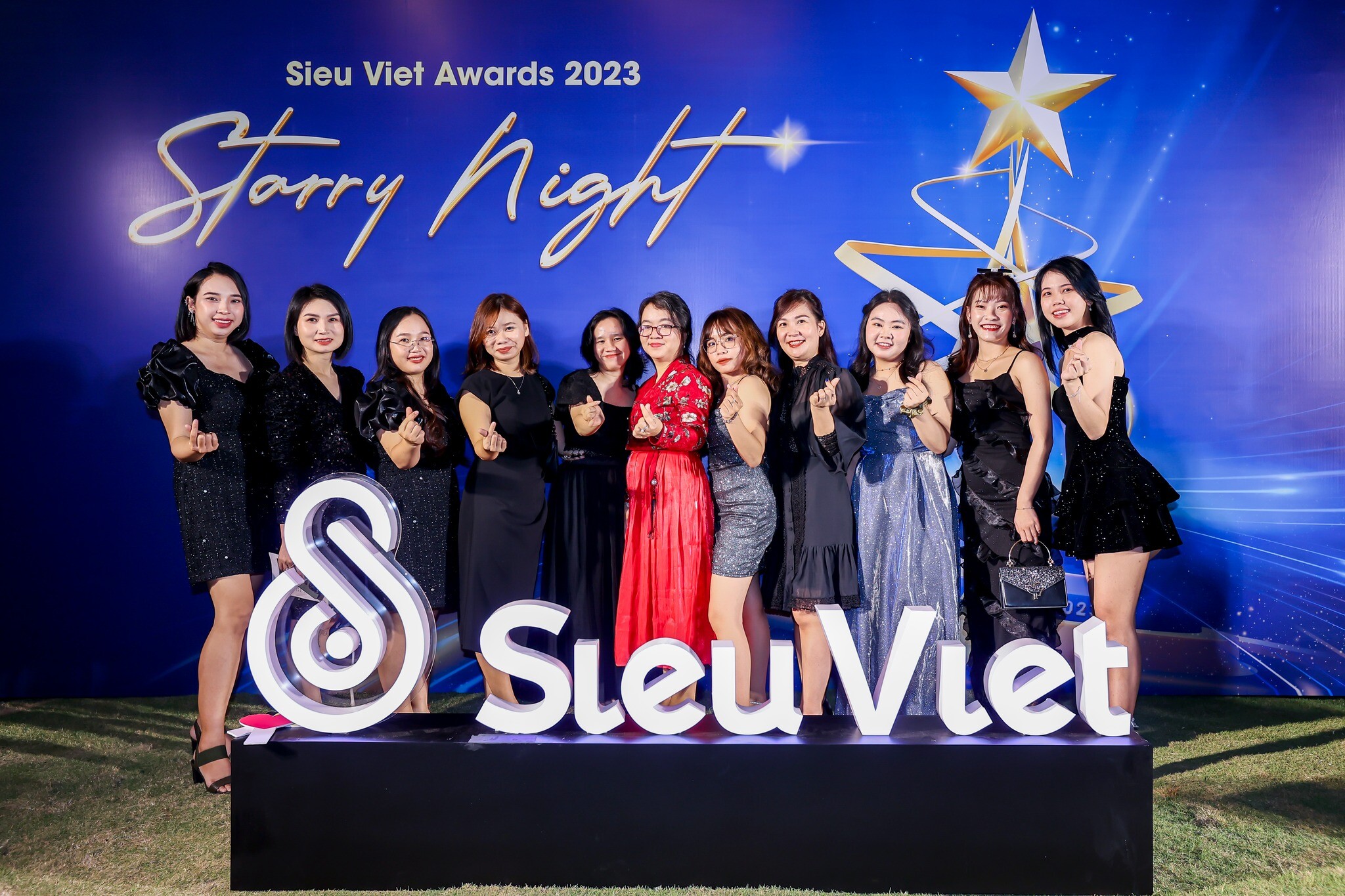 SIÊU VIỆT GROUP 4