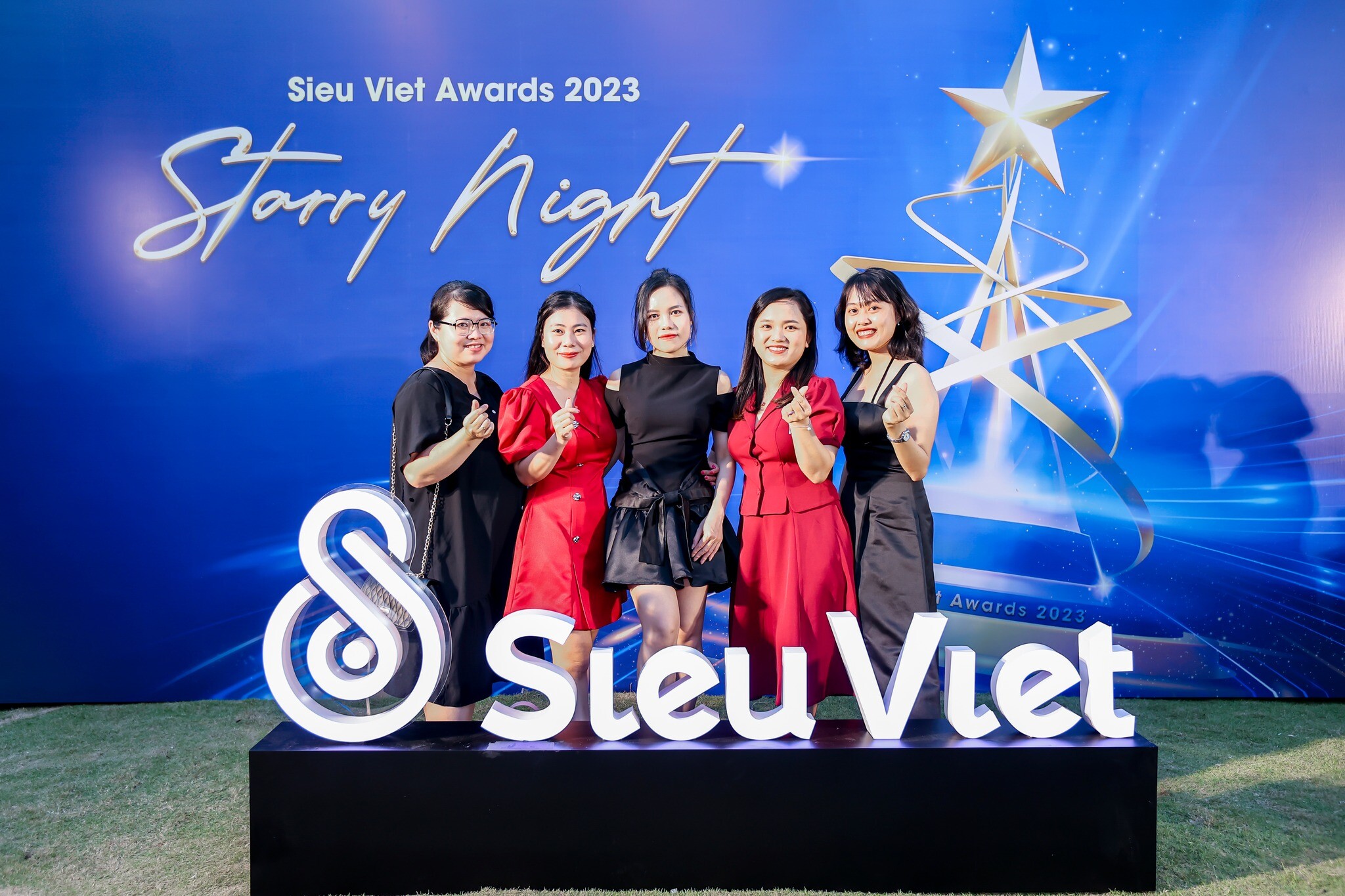 SIÊU VIỆT GROUP 7