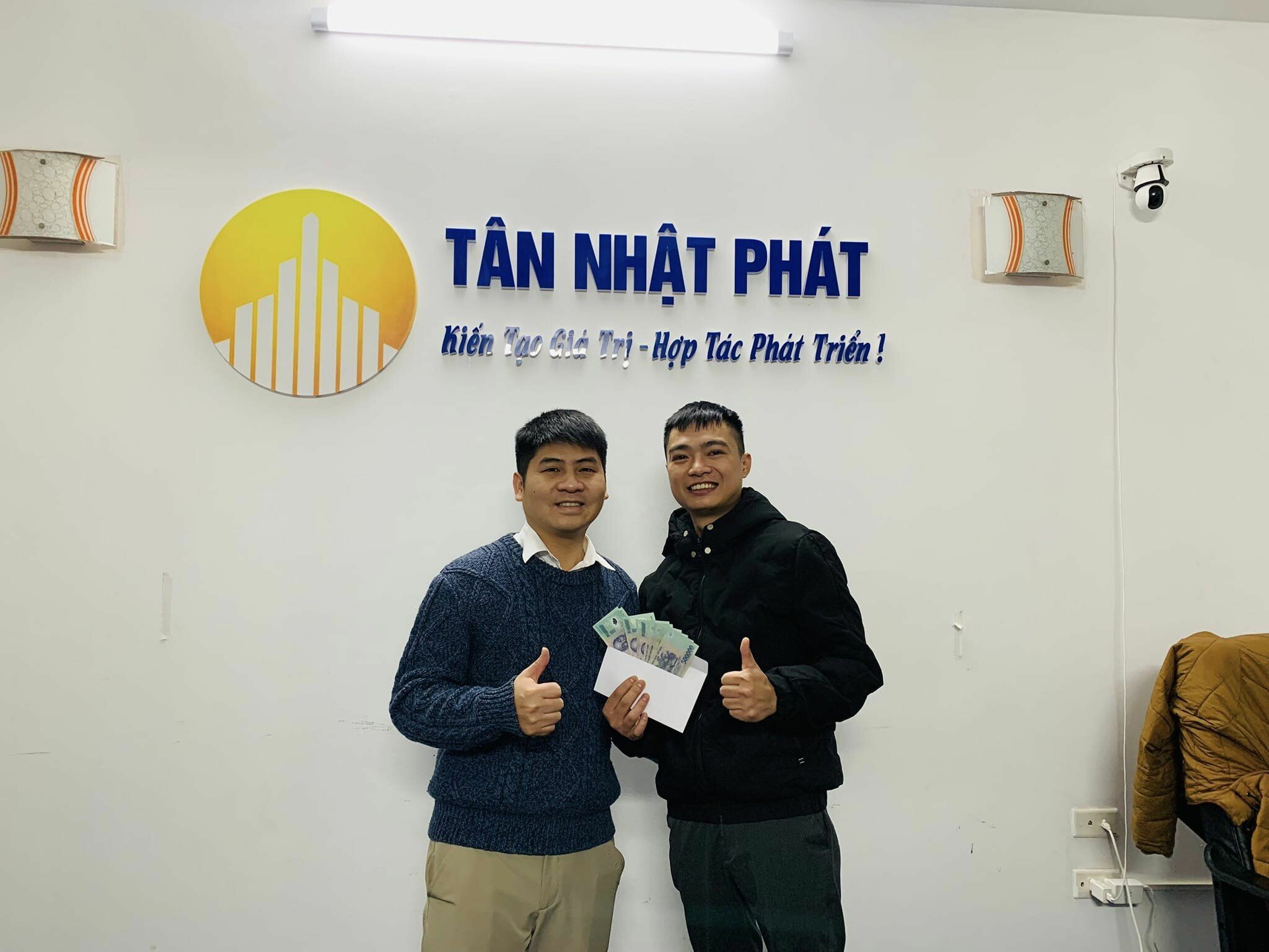 TÂN NHẬT PHÁT 9