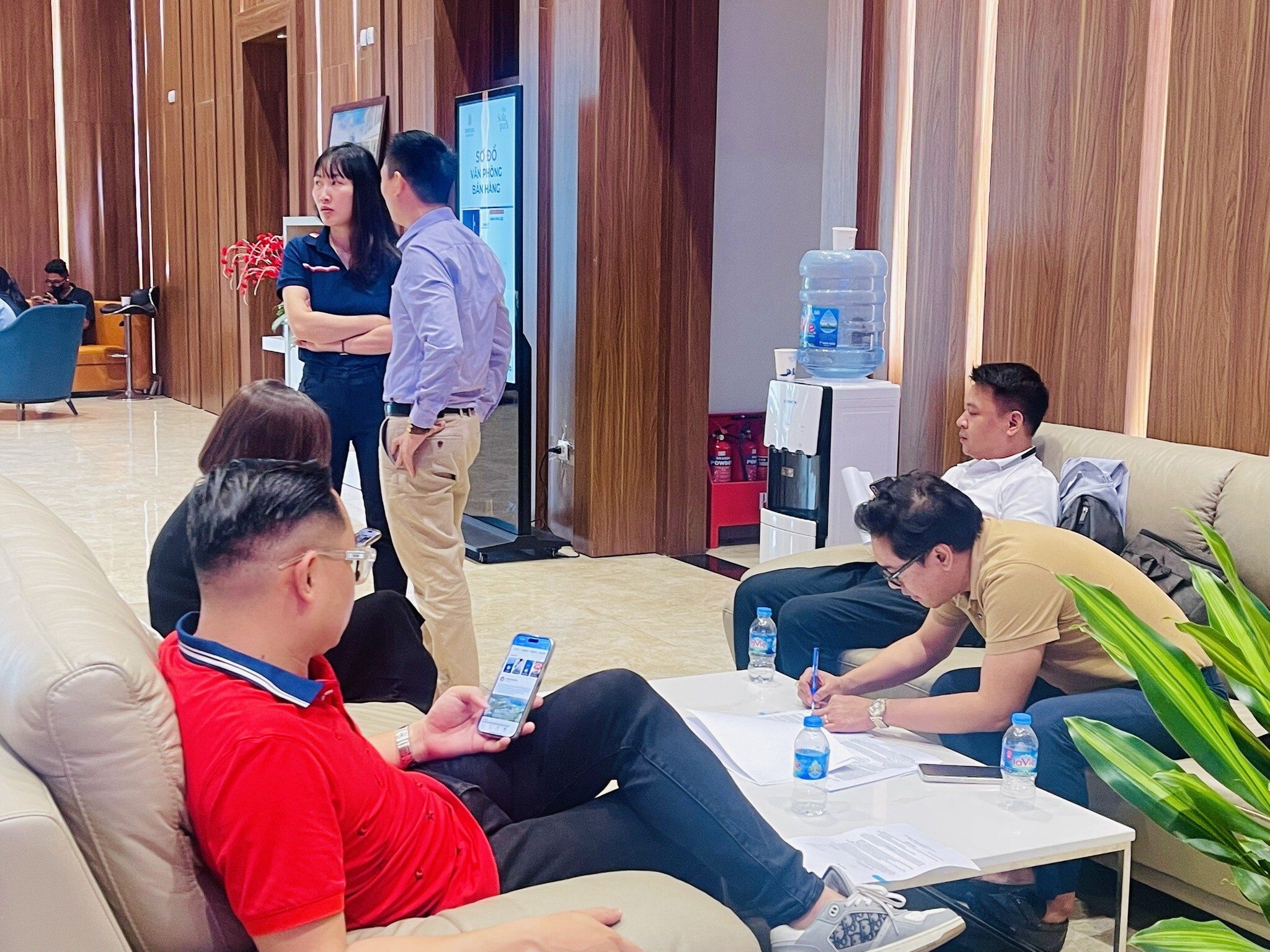 KINH DOANH VÀ PHÁT TRIỂN ĐỊA ỐC PALHOMES 8