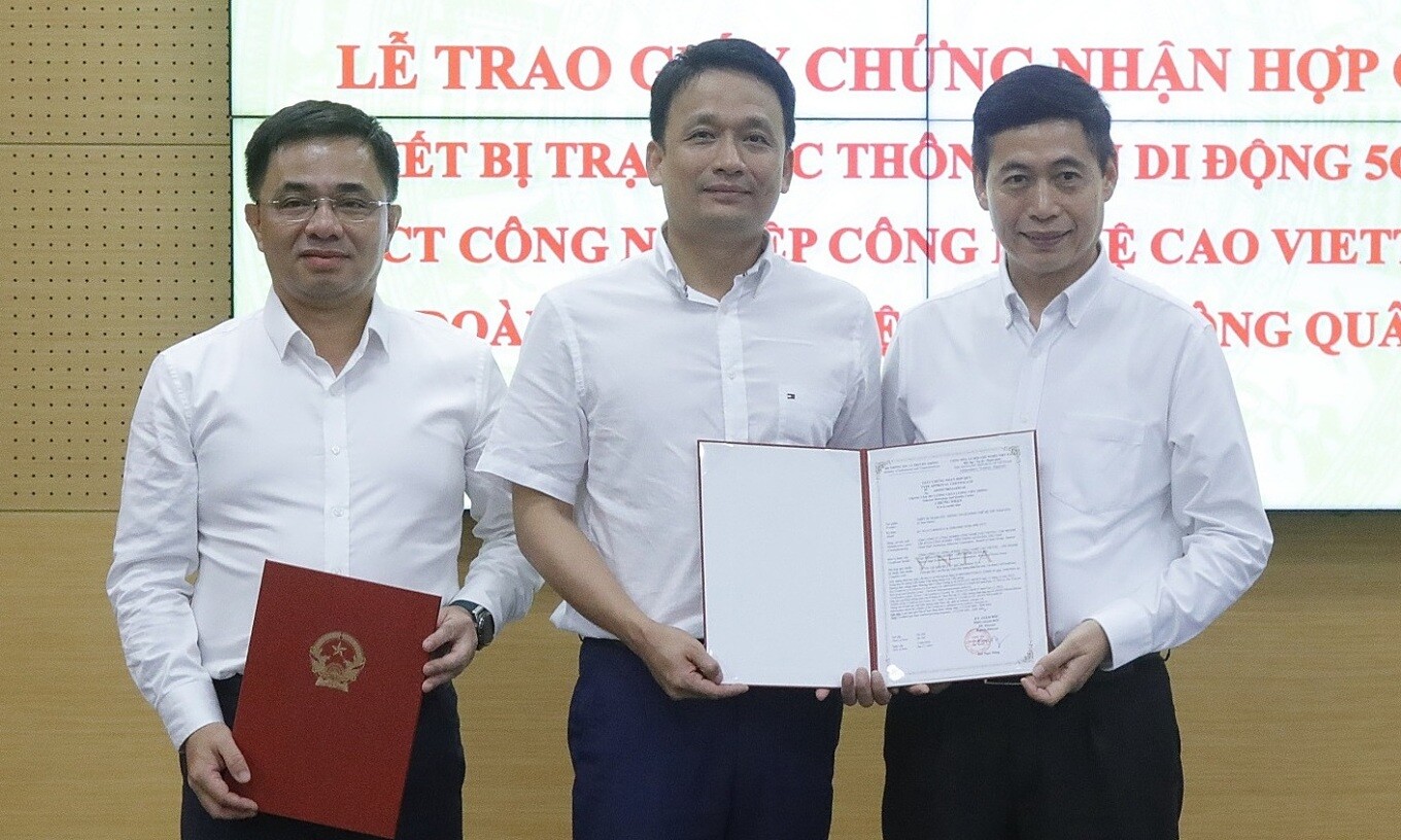 Viettel High Tech 15