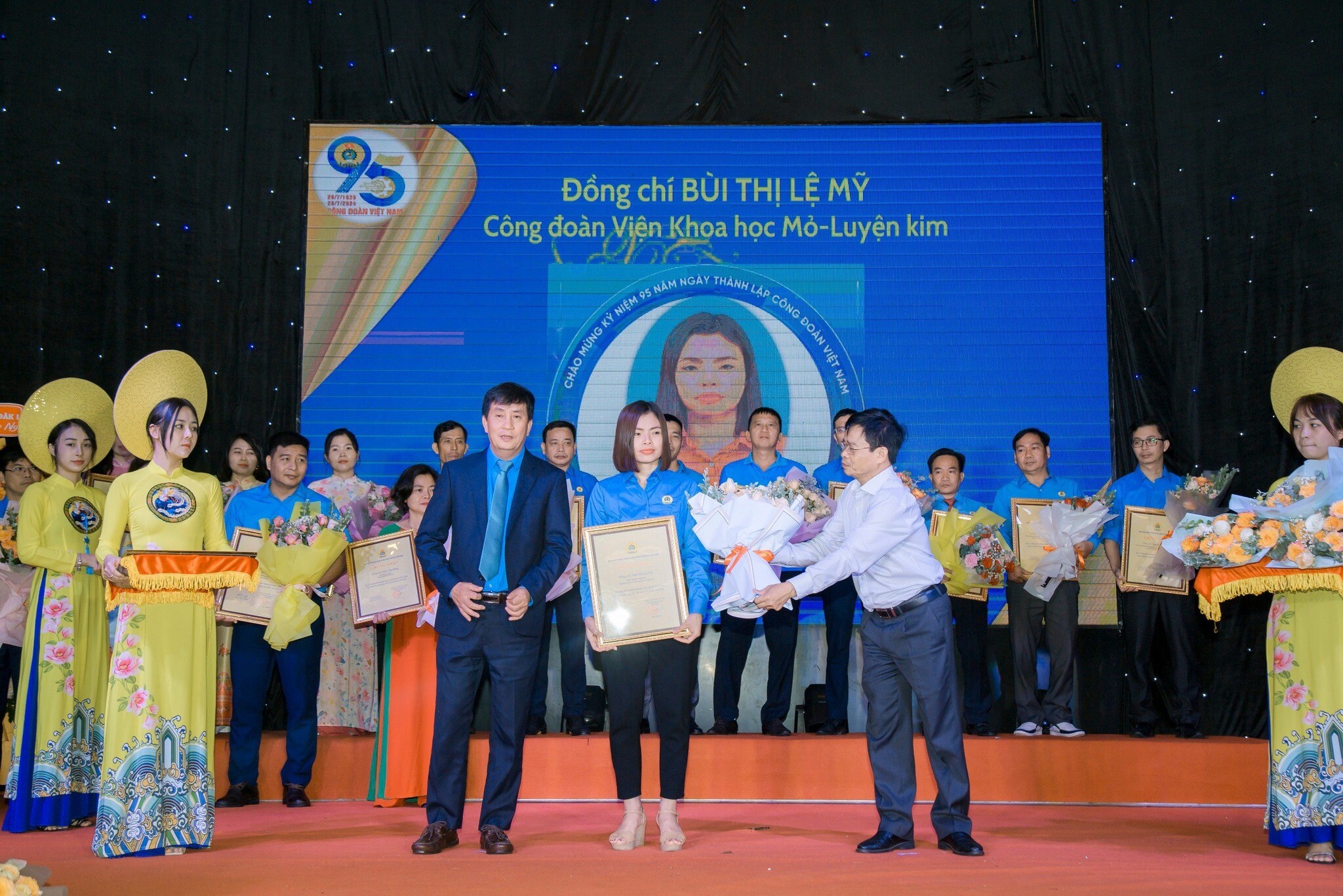 Viện KHCN Mỏ luyện kim 9