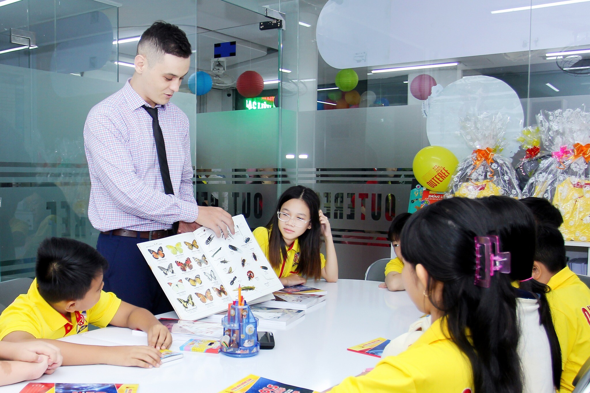 Giáo Dục Không Gian 3