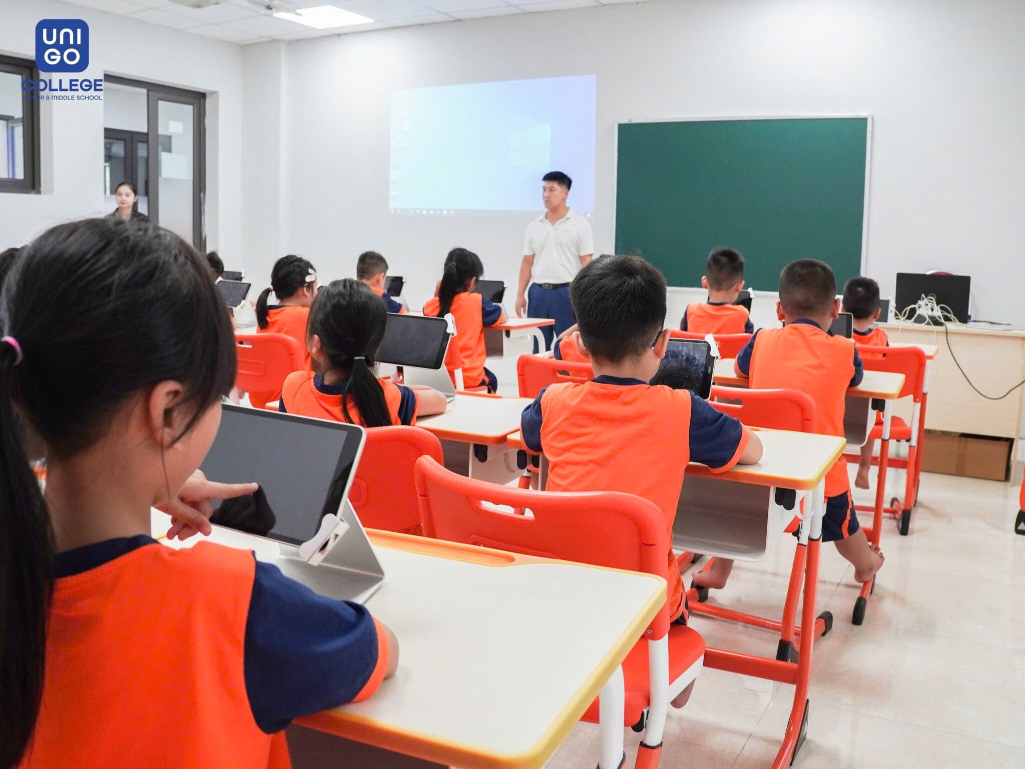 Khoa học Giáo dục Unigo 12