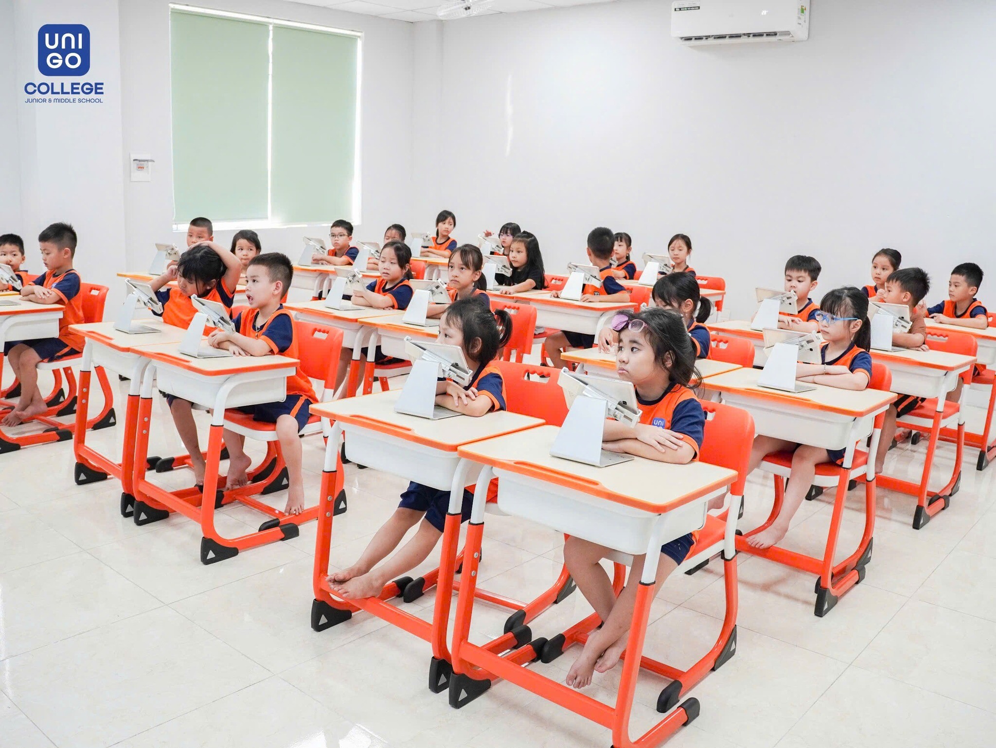 Khoa học Giáo dục Unigo 10