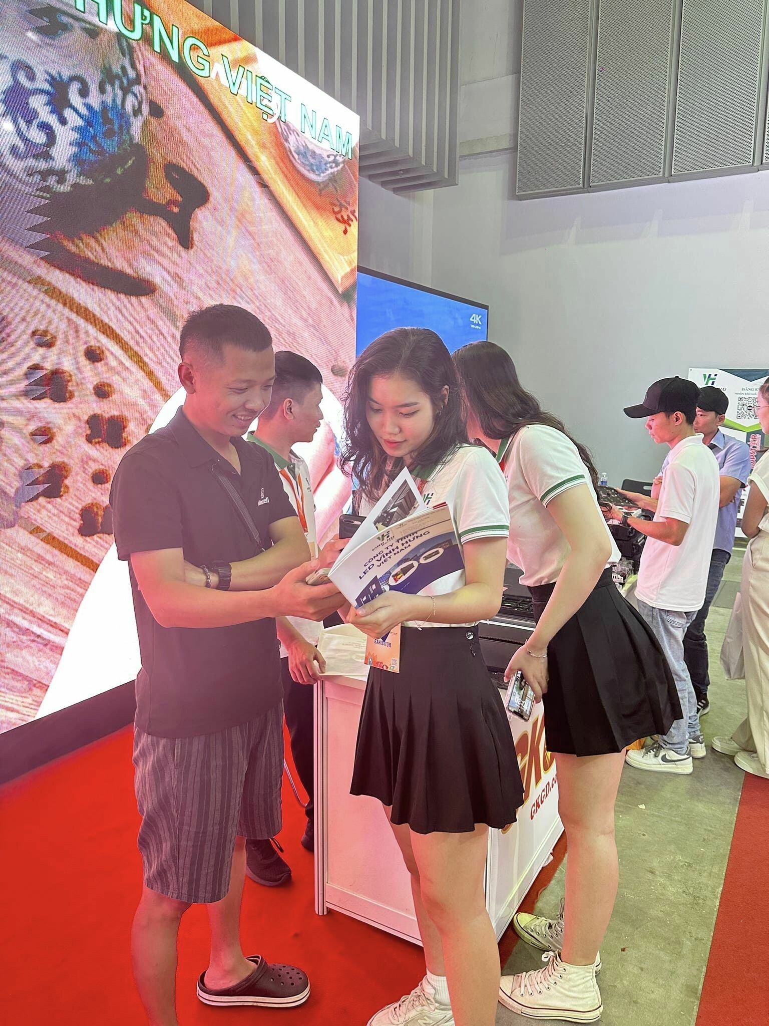 Công Nghệ Và Thương Mại Vĩnh Anh 6