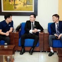 Tập đoàn Giáo dục và Đầu tư EI 1