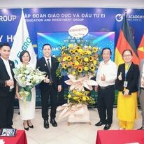 Tập đoàn Giáo dục và Đầu tư EI 5