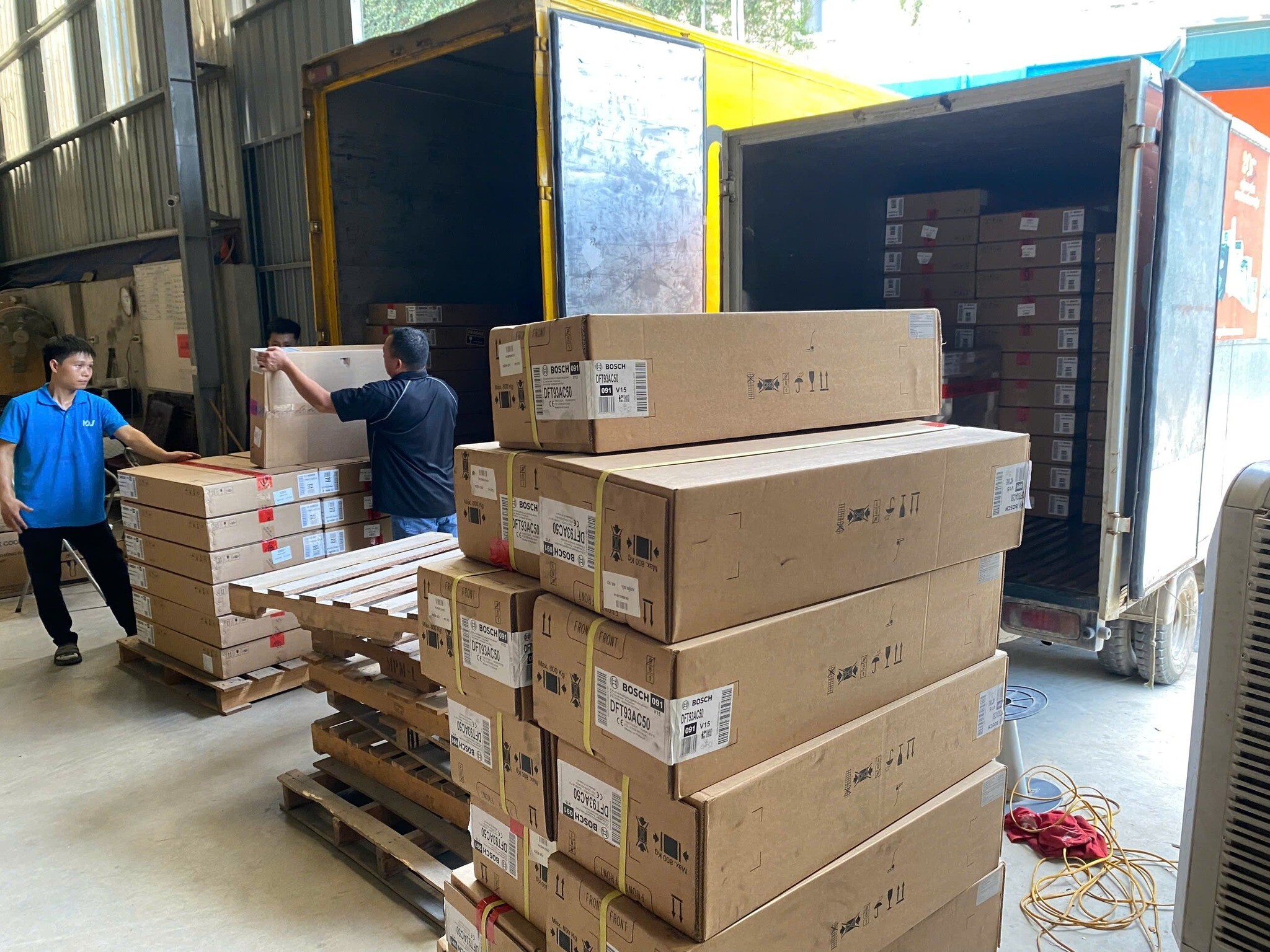 Sản Xuất Và Thương Mại A2T 6