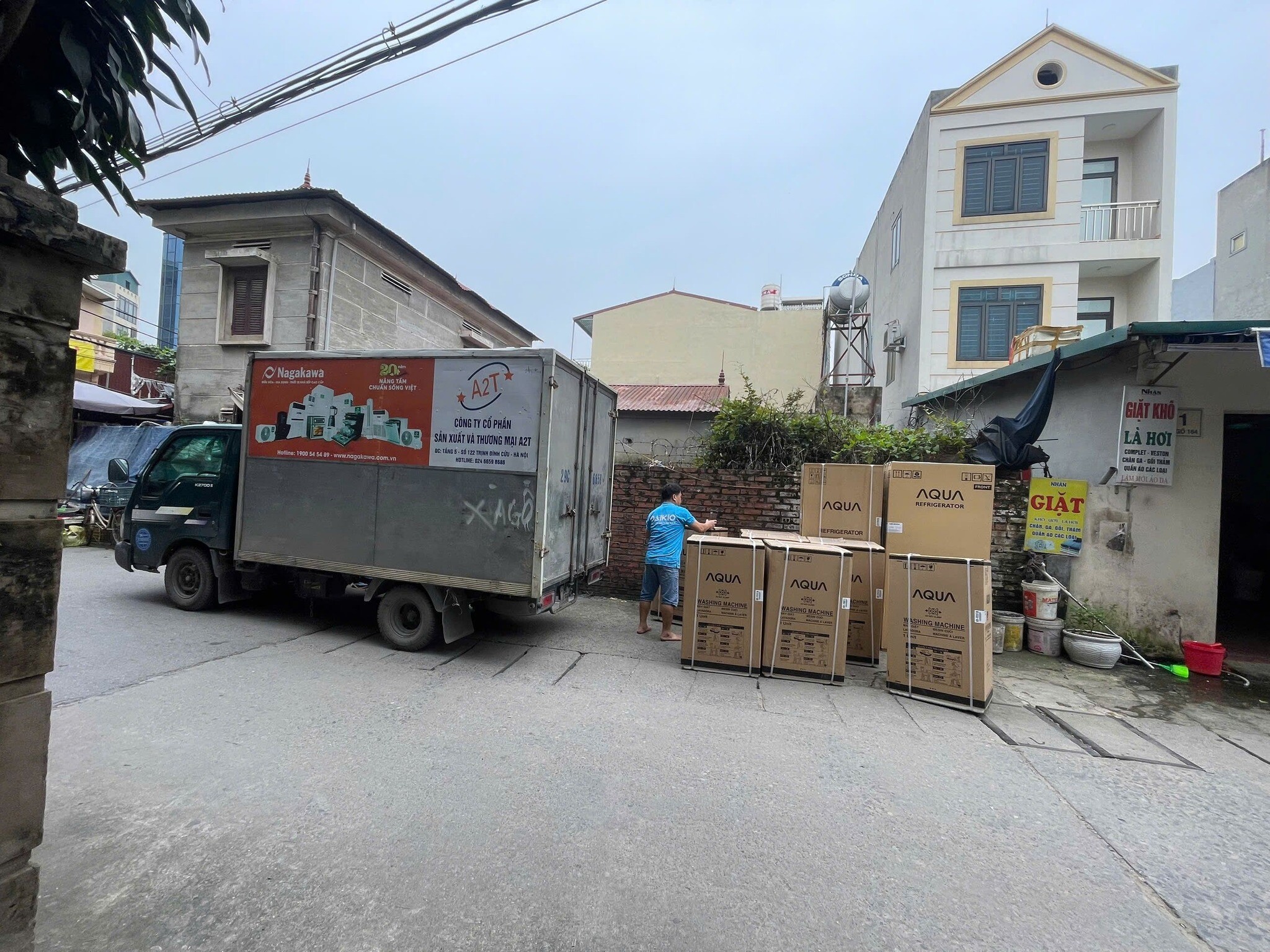 Sản Xuất Và Thương Mại A2T 8