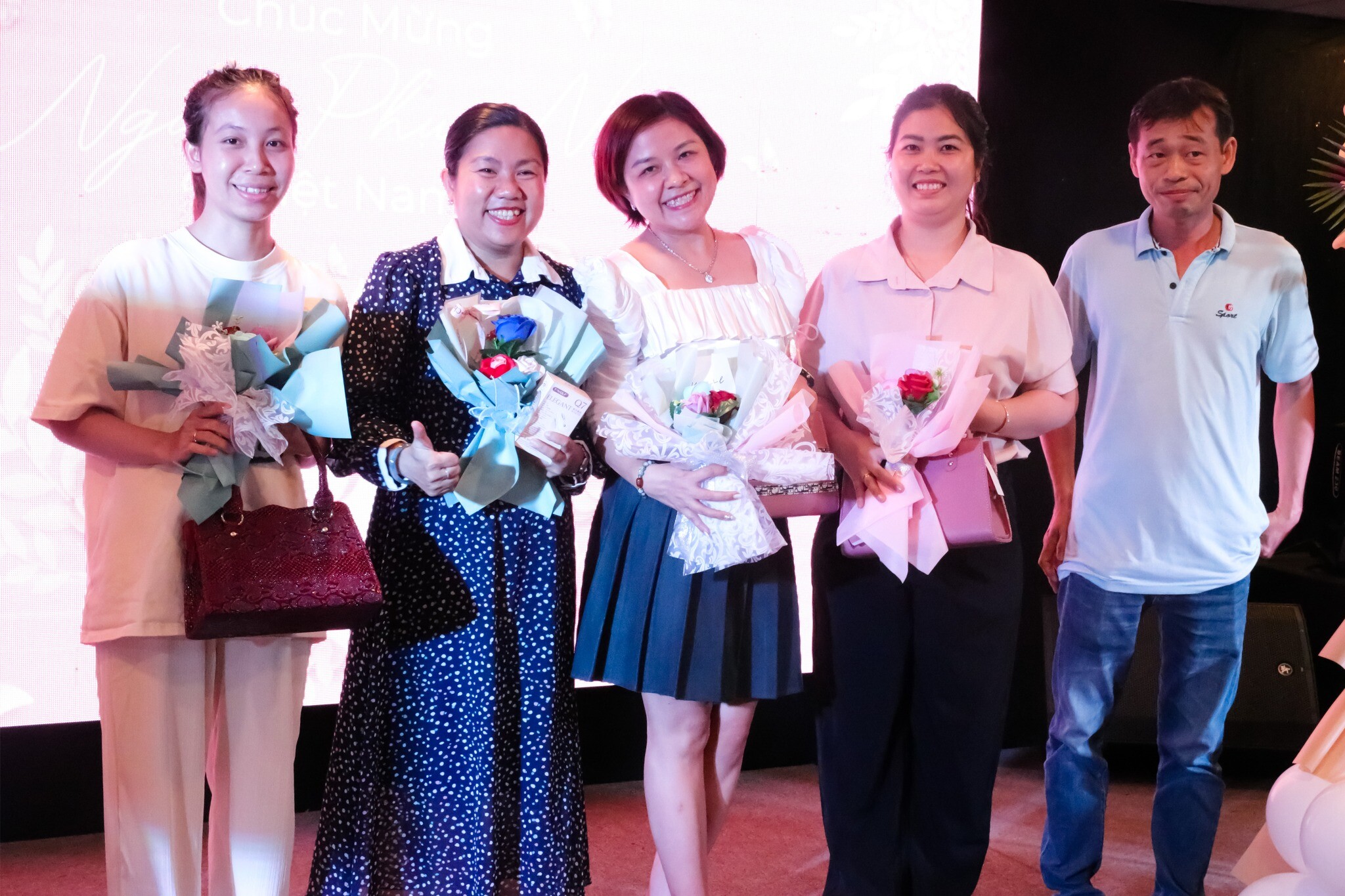 Xây Dựng Trần Doãn 10