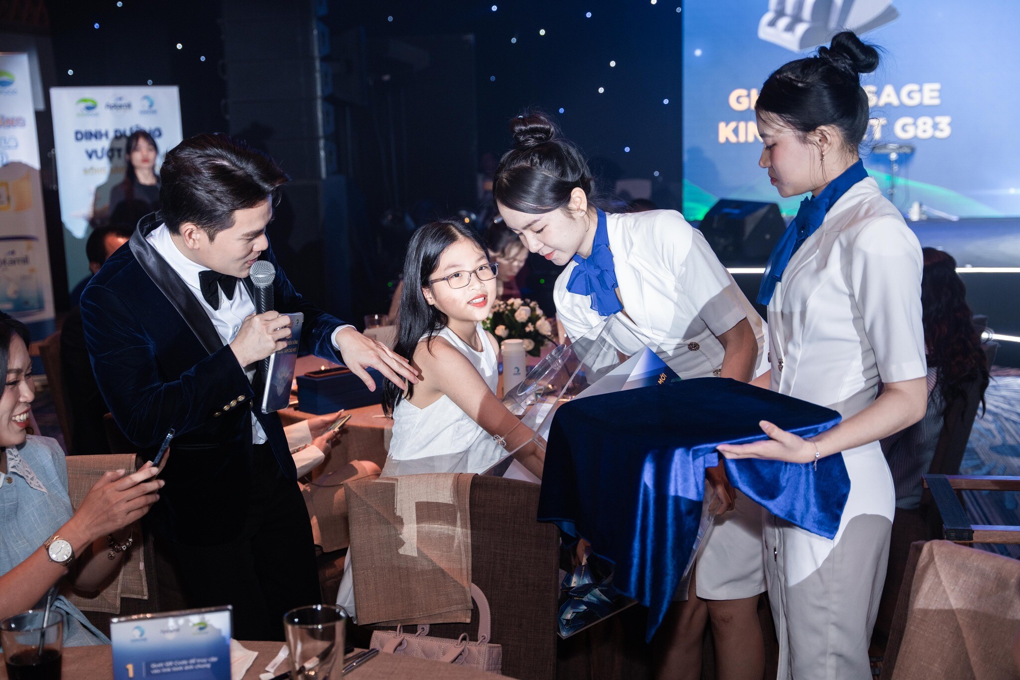 THƯƠNG MẠI HOÀNG LÊ - Kiwifood Hoàng Lê 3