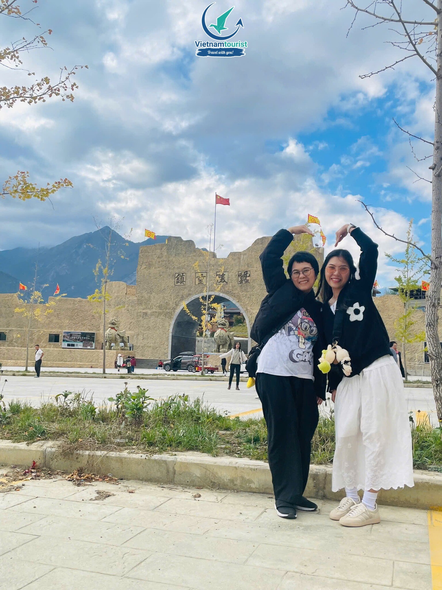 DU LỊCH VIETNAMTOURIST 9