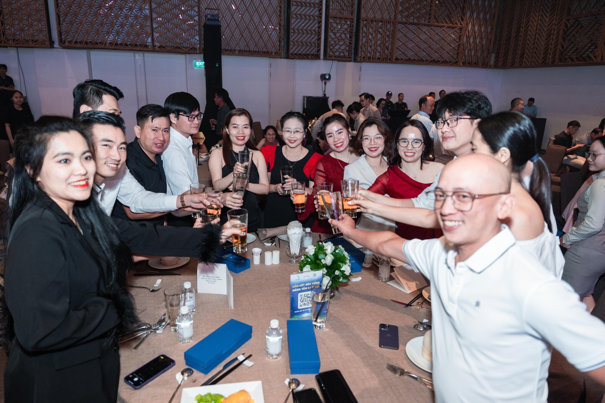 THƯƠNG MẠI HOÀNG LÊ - Kiwifood Hoàng Lê 4