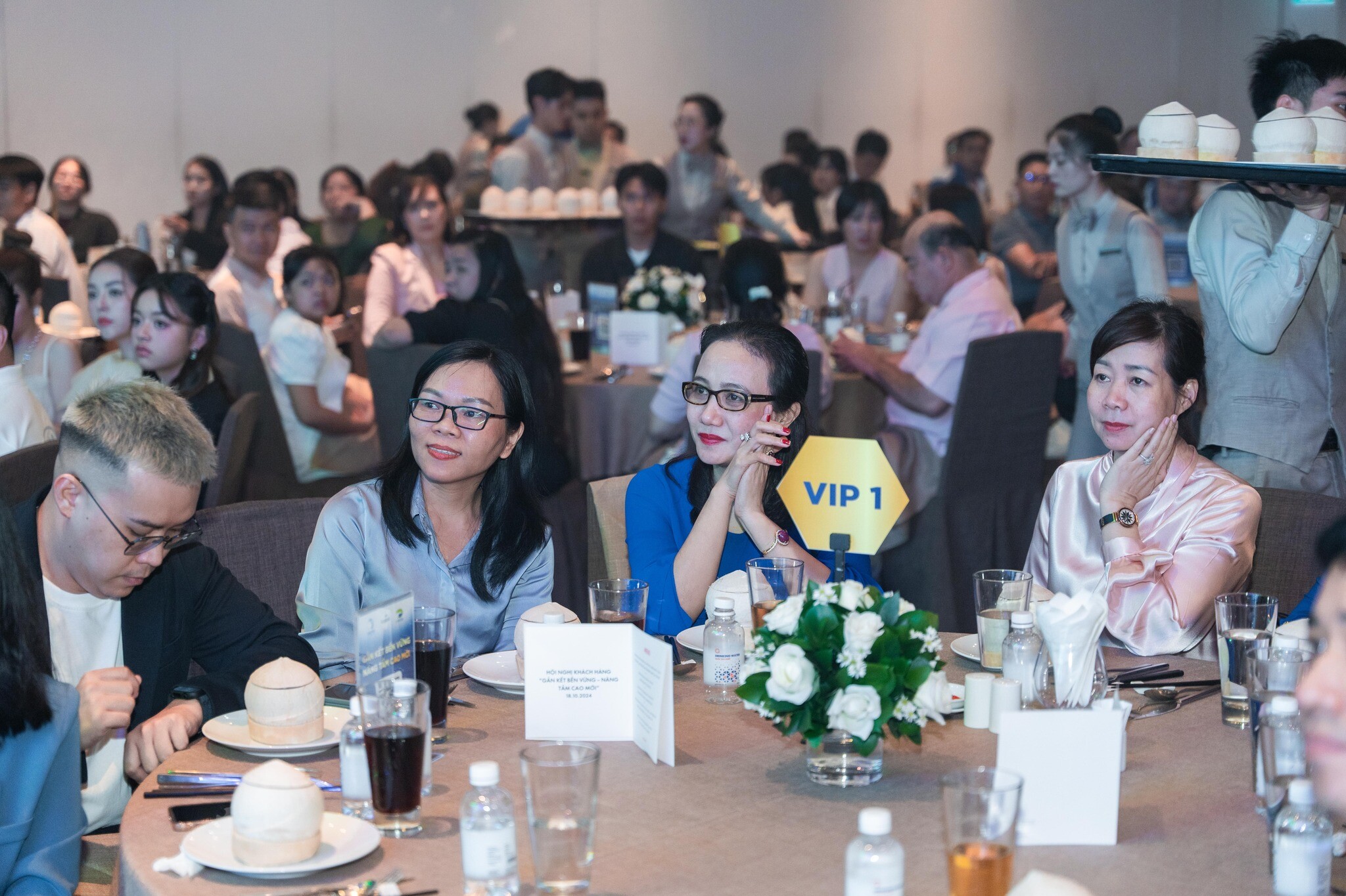 THƯƠNG MẠI HOÀNG LÊ - Kiwifood Hoàng Lê 6