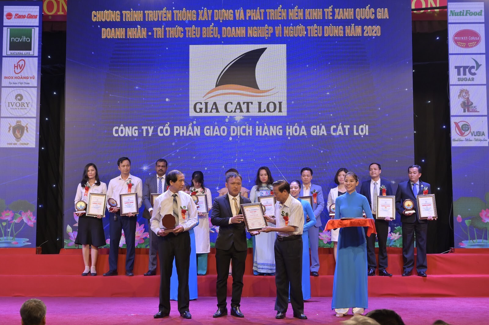 GIAO DỊCH HÀNG HÓA GIA CÁT LỢI 2