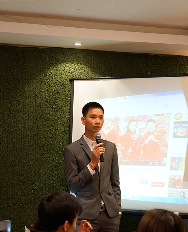 Thương Mại Billions 8