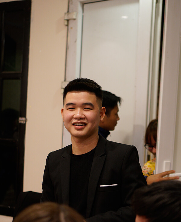 Thương Mại Billions 6