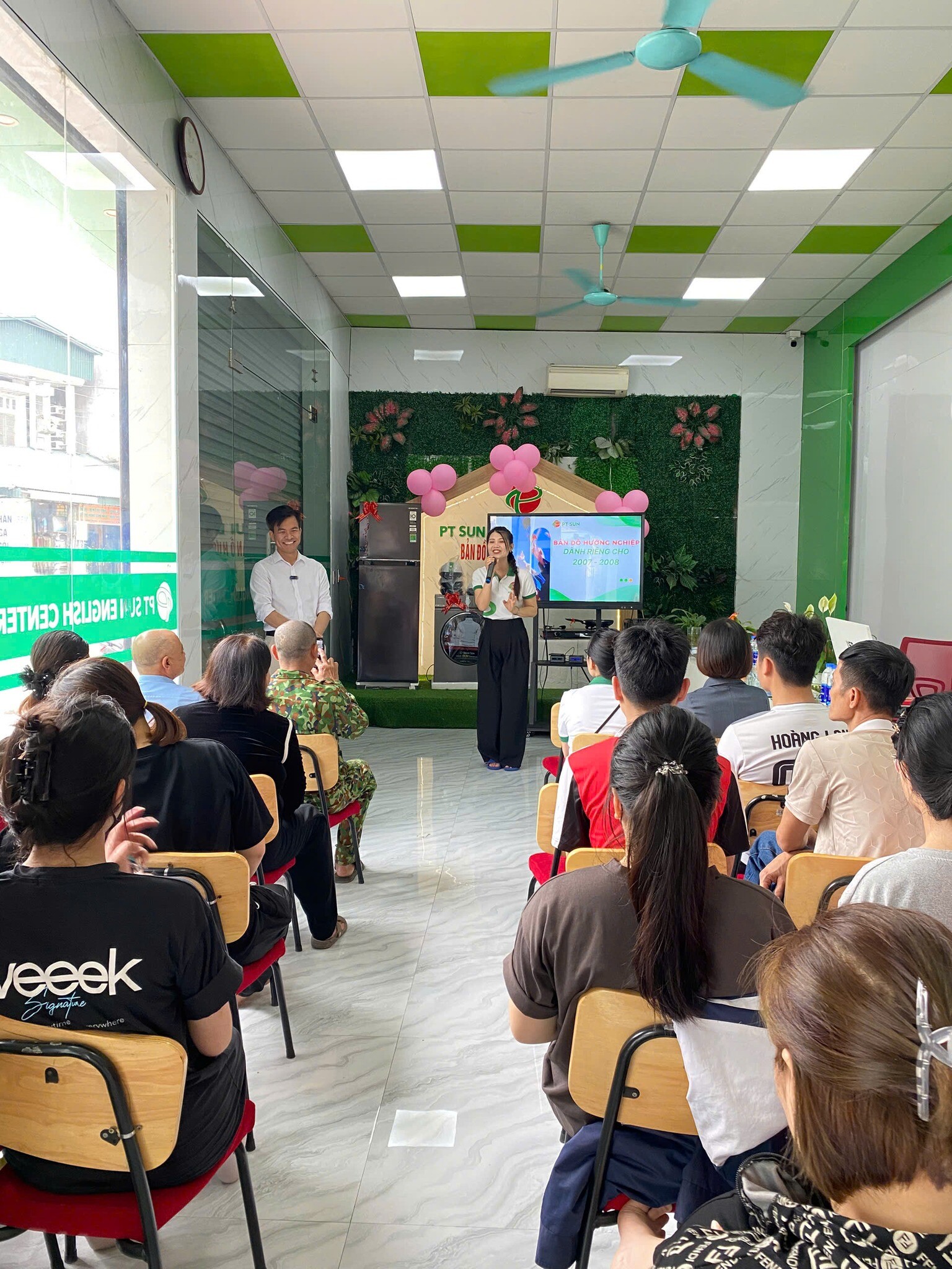 TRUNG TÂM DU HỌC TOÀN CẦU PT SUN 2