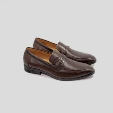 CÔNG TY CỔ PHẦN THƯƠNG MẠI VÀ DỊCH VỤ EMALL 8