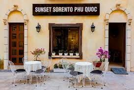 Nhà Hàng Sunset Sorrento 4