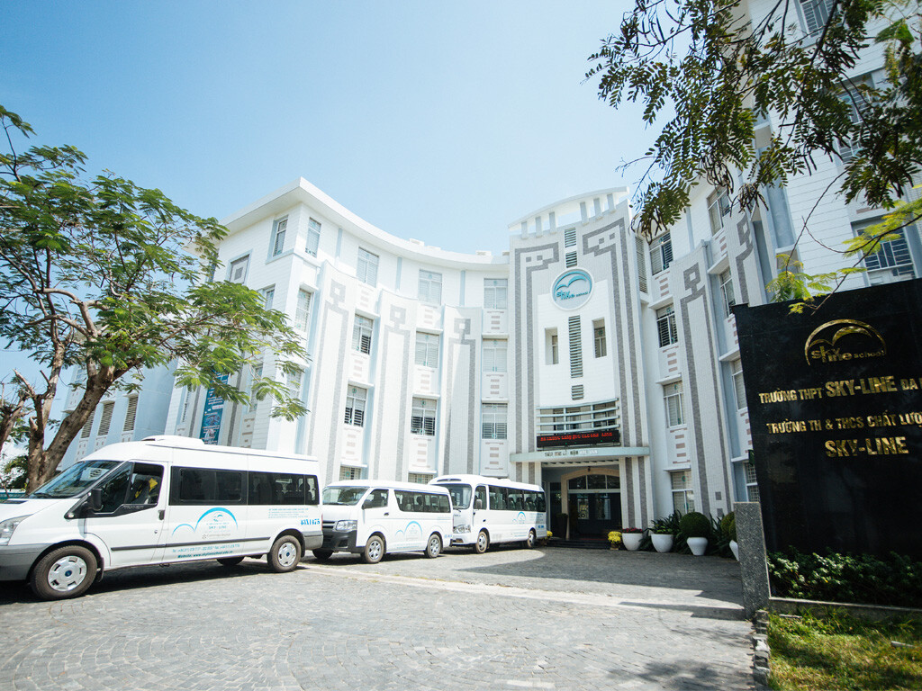 HỆ THỐNG GIÁO DỤC SKYLINE 10