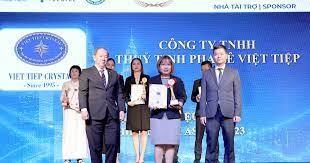 Pha Lê Việt Tiệp 8