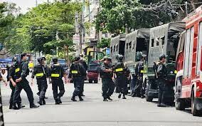 Mua bán nợ Galaxy 2