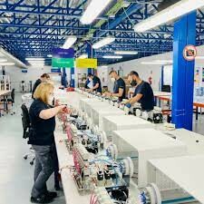 Công Ty TNHH Thương Mại Đào Tạo Vin Hy 12