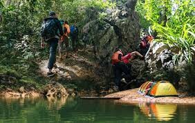 Công Ty TNHH Du Lịch Mạo Hiểm Xuyên Á 7