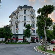 Công ty TNHH Đầu tư và công nghệ Hoàng Vũ 5