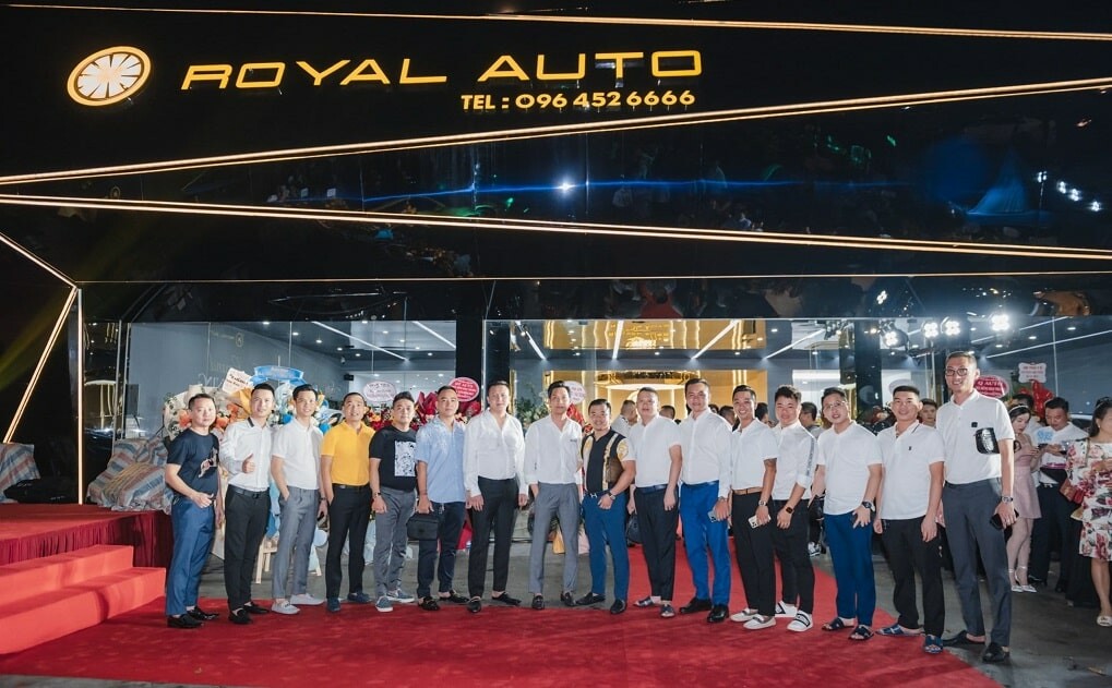 CÔNG TY TNHH ROYAL AUTO JAPAN 5